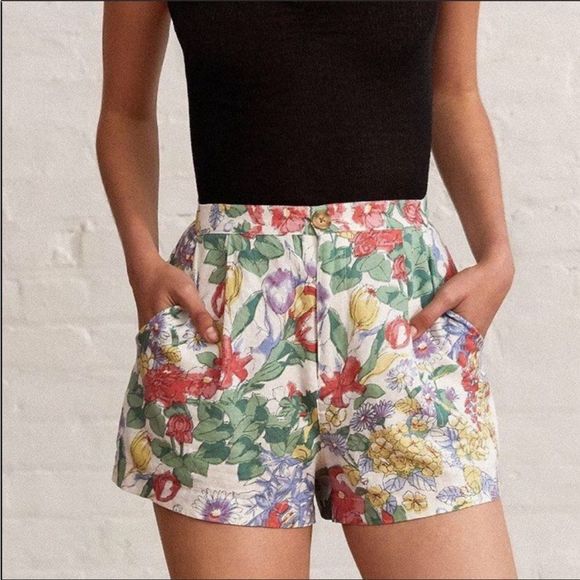 Urban Outfitters Pants - Urban Outfitters Judy Floral Shorts
